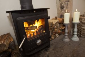 Christina Warwick Cottage 13 sm.jpg